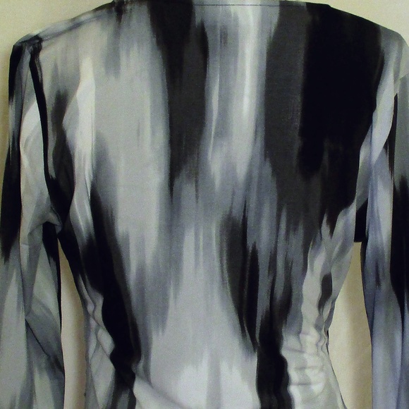 Jennifer Lopez Top - Picture 3 of 4